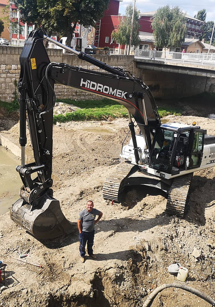 Vladex doo građevinska mehanizacija